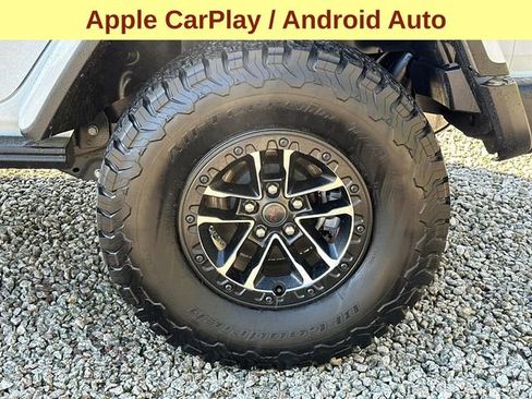 Used 2025 Jeep Wrangler Unlimited Rubicon w/ XTREMEE 35" Tire Package AWD/4WD image 8