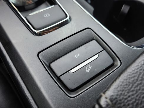 Used 2018 Ford Fusion Energi SE image 35