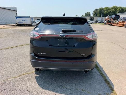 Used 2016 Ford Edge SEL w/ Equipment Group 201A FWD image 4