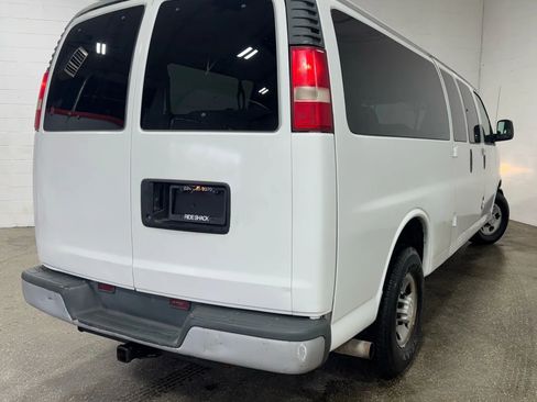 Used 2013 Chevrolet Express 3500 LS image 5