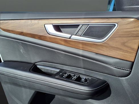 New 2026 Volkswagen Atlas SE image 40