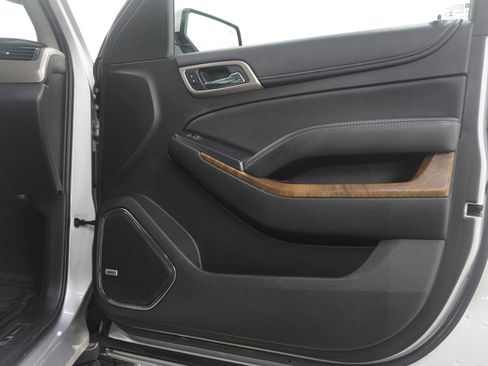 Used 2018 GMC Yukon XL Denali w/ Open Road Package image 9