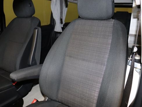 Used 2019 Mercedes-Benz Metris w/ Premium Safety Package image 11