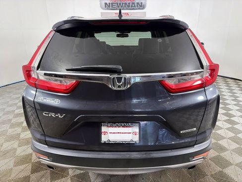 Used 2019 Honda CR-V Touring image 6
