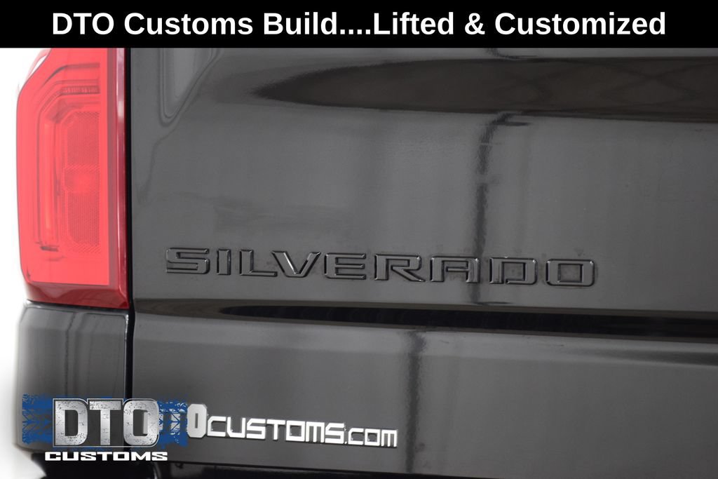 Used 2025 Chevrolet Silverado 1500 High Country w/ Midnight Edition AWD/4WD image 19