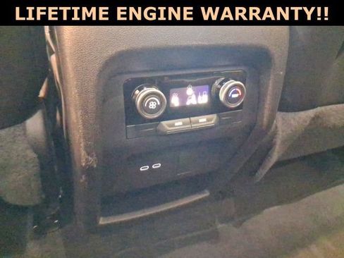 Used 2025 Buick Enclave Preferred image 24