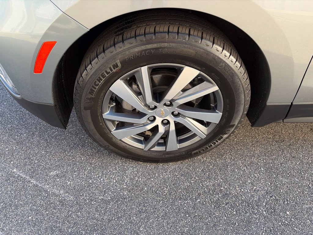 Used 2024 Chevrolet Equinox Premier FWD image 10