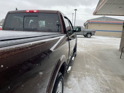 Used 2015 RAM 1500 Laramie w/ Convenience Group image 10