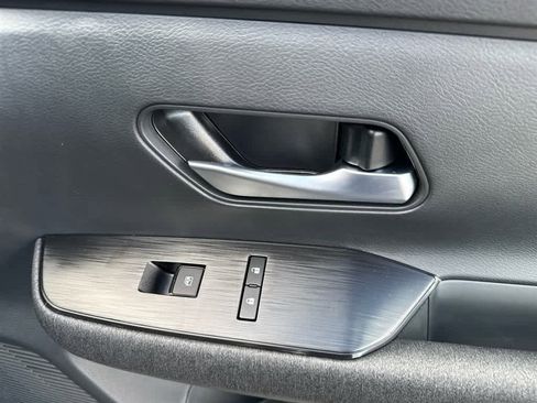 New 2026 Nissan Kicks SV w/ SV Premium Package image 26