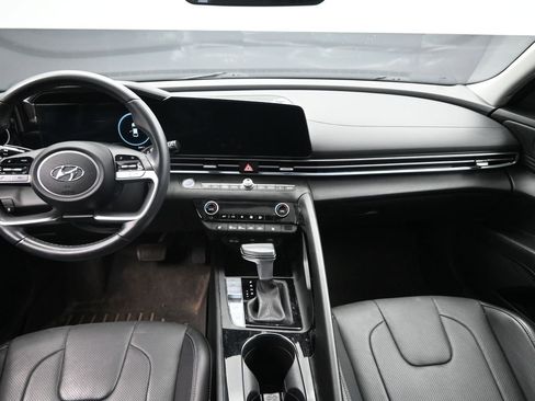 Used 2023 Hyundai Elantra Limited w/ Cargo Package image 24