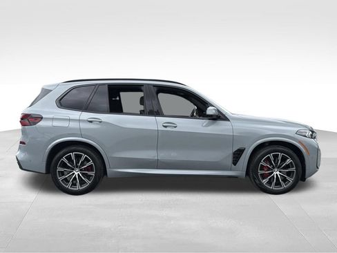 Used 2026 BMW X5 xDrive40i w/ M Sport Package AWD/4WD image 12