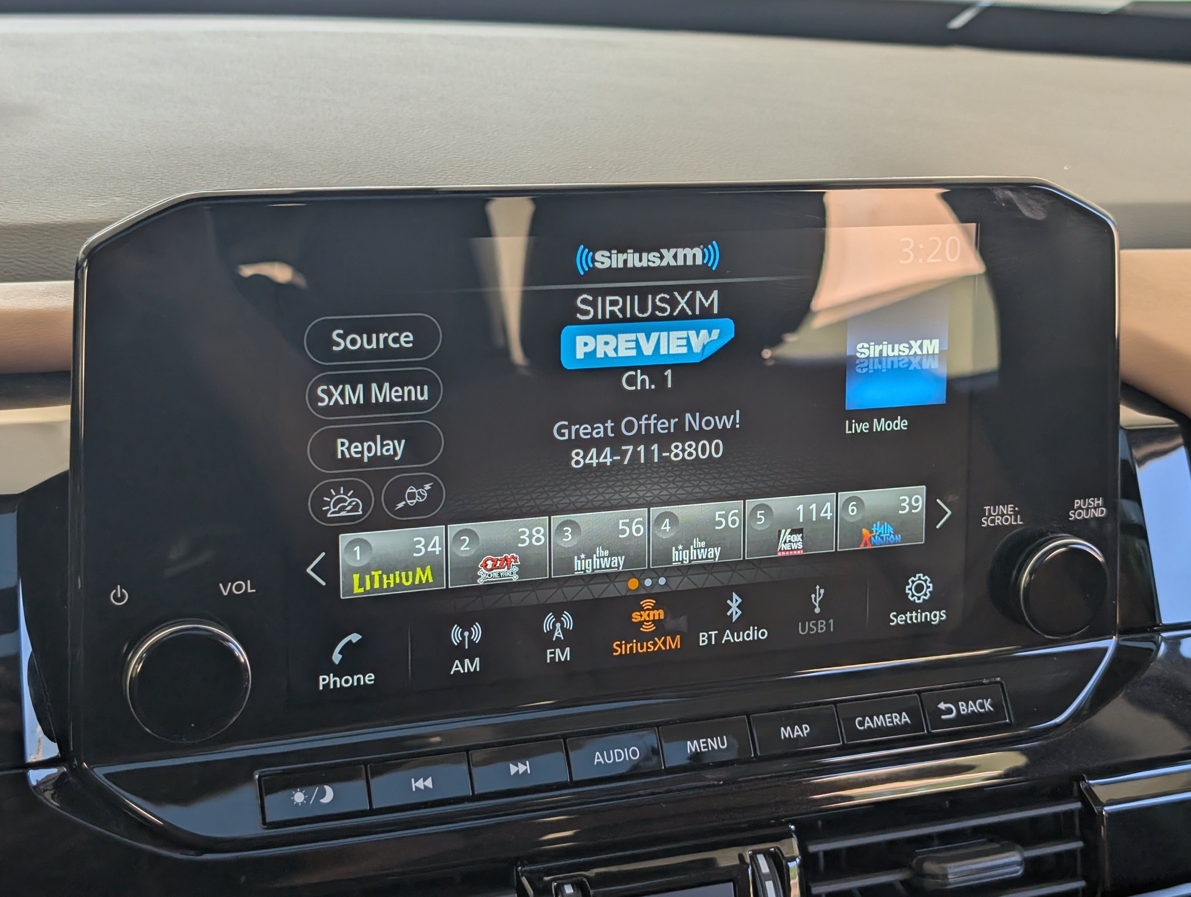 Used 2025 Nissan Pathfinder Platinum w/ Cargo Package FWD image 32