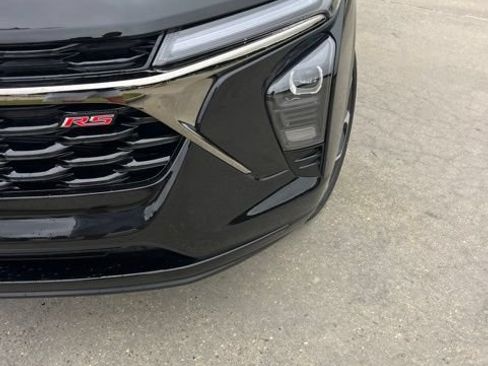 New 2026 Chevrolet Trax RS w/ Driver Confidence Package FWD image 12