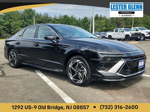 Used 2024 Hyundai Sonata SEL w/ Convenience Package FWD image 1