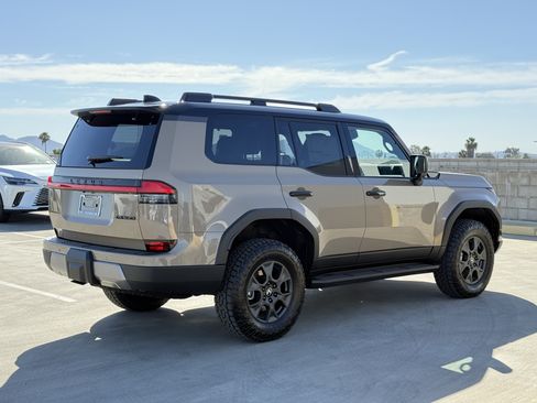 New 2026 Lexus GX 550 AWD/4WD image 12