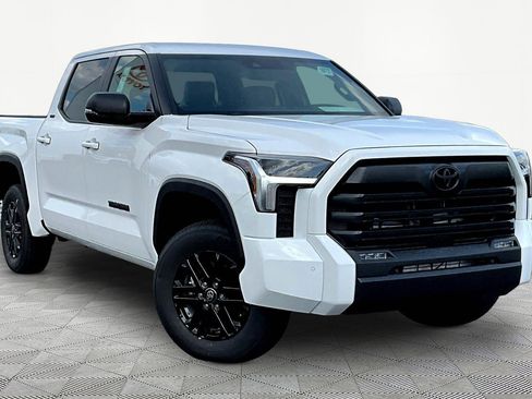 New 2026 Toyota Tundra SR5 AWD/4WD image 3