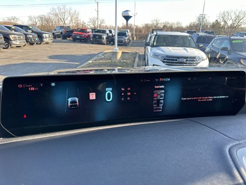 Certified 2025 Ford Expedition Platinum w/ Platinum Ultimate Package image 20