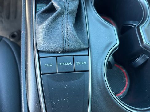 Used 2023 Toyota Camry SE w/ Protection Package (Q2) (TMS) FWD image 25