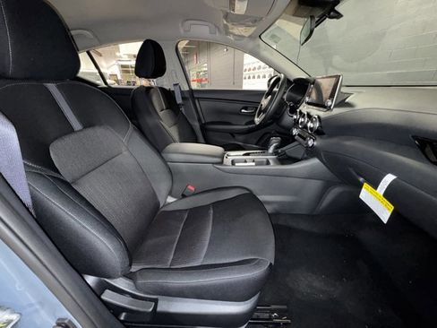 New 2025 Nissan Sentra SV image 7