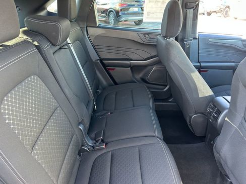 Used 2025 Ford Escape Active AWD/4WD image 32