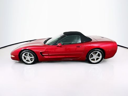 Used 2004 Chevrolet Corvette Convertible w/ Preferred Equipment Group RWD image 4