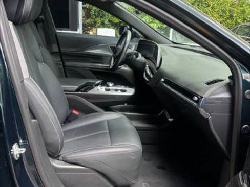 Used 2024 Cadillac Lyriq Tech RWD image 16