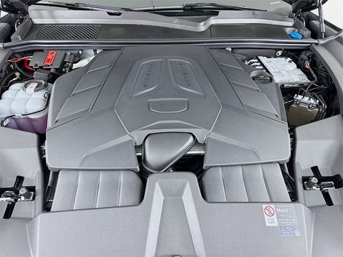 New 2026 Porsche Cayenne Coupe image 32