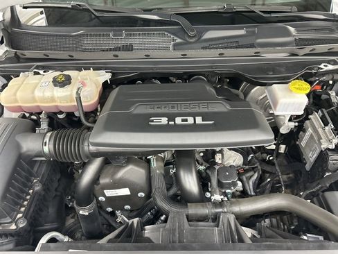 Used 2022 RAM 1500 Laramie image 31