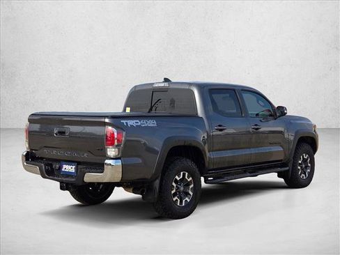 Used 2022 Toyota Tacoma TRD Off-Road AWD/4WD image 5