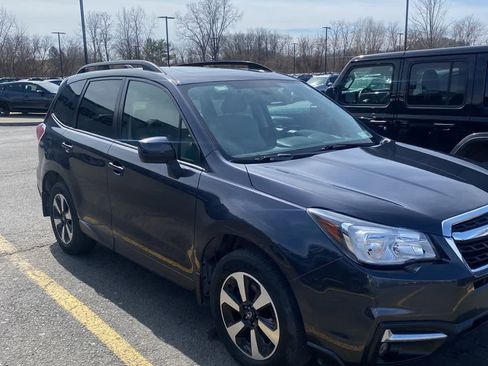 Used 2018 Subaru Forester 2.5i Premium image 4