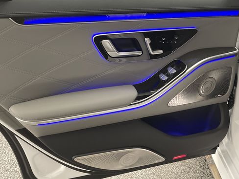 New 2026 Mercedes-Benz S 63 AMG S image 17
