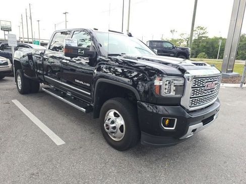 Certified 2019 GMC Sierra 3500 Denali w/ Duramax Plus Package AWD/4WD image 2