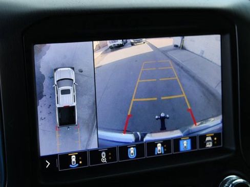 Used 2020 GMC Sierra 1500 AT4 w/ AT4 Premium Package image 8