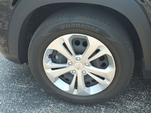 Used 2024 Chevrolet Trax LS FWD image 19