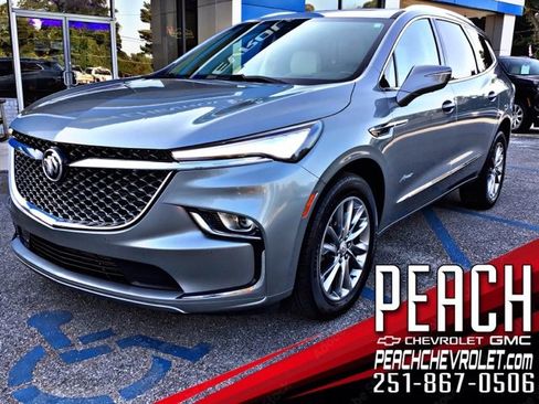 Used 2024 Buick Enclave Avenir image 1