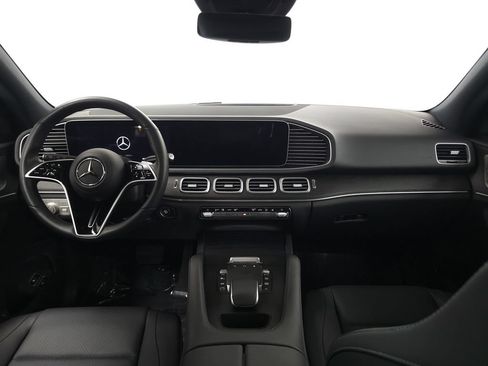 Used 2025 Mercedes-Benz GLE 450e 4MATIC image 27