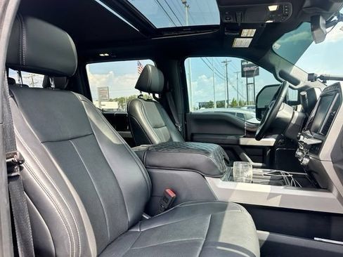 Used 2022 Ford F350 Lariat w/ Tremor Off-Road Package AWD/4WD image 32