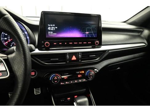 Certified 2023 Kia Forte GT-Line FWD image 16