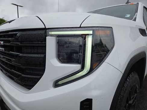 Used 2023 GMC Sierra 1500 Elevation AWD/4WD image 6
