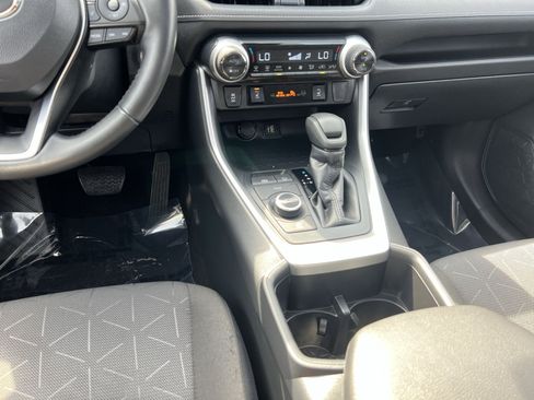 Used 2024 Toyota RAV4 XLE w/ Convenience Package AWD/4WD image 22