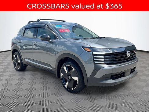 Used 2026 Nissan Kicks SR w/ Cold Weather Package AWD/4WD image 3