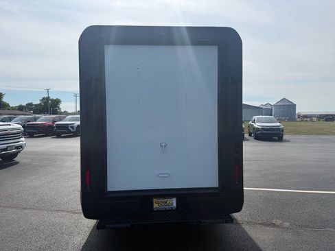 Used 2024 Chevrolet Brightdrop 600 w/ Commercial Equipment Package AWD/4WD image 4