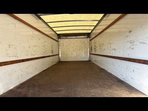 Used 2021 GMC Savana 3500 Extended w/ Power Convenience Package image 22