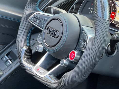 Used 2018 Audi R8 V10 plus AWD/4WD image 25