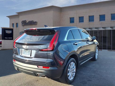 Certified 2023 Cadillac XT4 Luxury w/ Cold Weather Package image 5