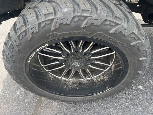 Used 2024 GMC Sierra 2500 Denali Ultimate image 19