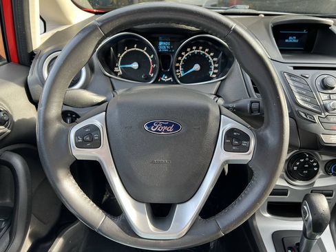 Used 2014 Ford Fiesta SE FWD image 14