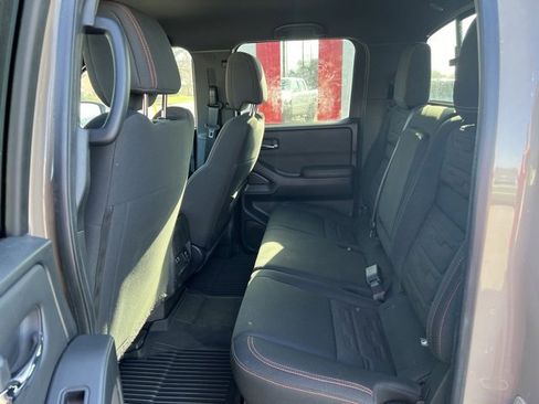 Used 2023 Nissan Frontier PRO-4X w/ Pro Convenience Package image 8