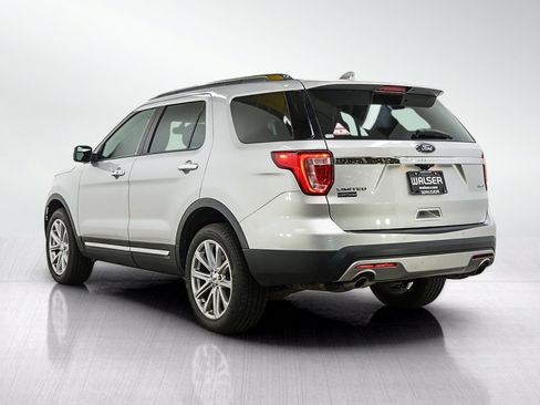 Used 2017 Ford Explorer Limited AWD/4WD image 3