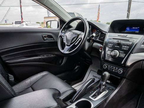 Used 2018 Acura ILX FWD image 19